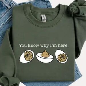 Green Deviled Egg Themed Graphic Sweatshirt Size Small